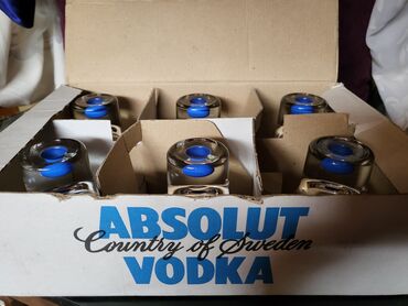 Čaše: Case nove Absolut za zestoko pice Rastal Nemacka. Case komada 6 i — 7