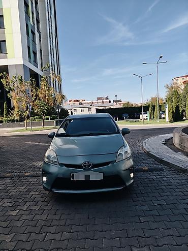 prius plus: Toyota Prius: 2012 г., 1.8 л, Гибрид, Лифтбек — 2