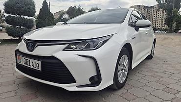 corolla 2004: Toyota Corolla: 2021 г., 1.8 л, Вариатор, Гибрид, Седан — 1