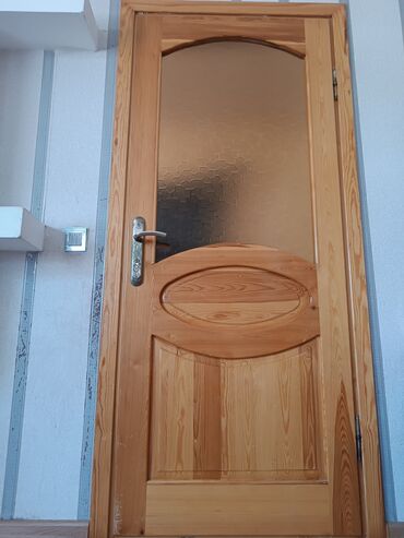 Вешалки: Əl işi möhkem qapidi. Çerciveyle birlikde satilir. Unvan Bine