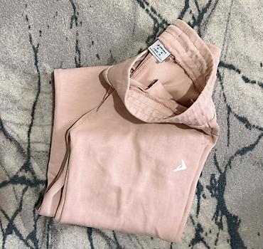 Пуховики и зимние куртки: Вещи все в оригинале Zara, H&amp, Mango, Tim Horton’s — 23