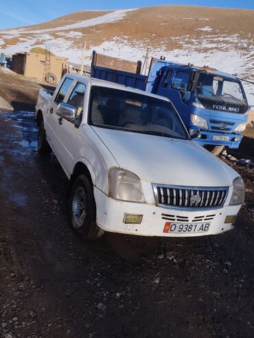 прожектор авто: Белый пикап Great Wall Wingle с двойной кабиной. Автомобиль подходит