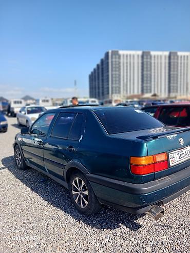 Volkswagen: Volkswagen Vento: 1995 г., 1.8 л, Механика, Бензин, Седан — 5