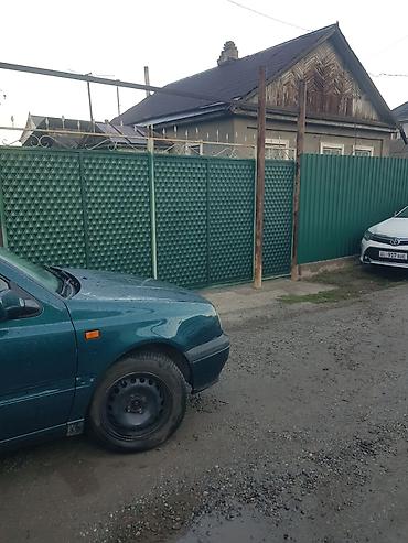 Дома: Продаётся дом, расположенный на двух участках общей площадью 9 соток — 1