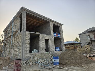 yeni guneslide 4 otaqli evler: Yeni Günəşli Massiv V 5 otaqlı, 1111 kv. m, Təmirsiz