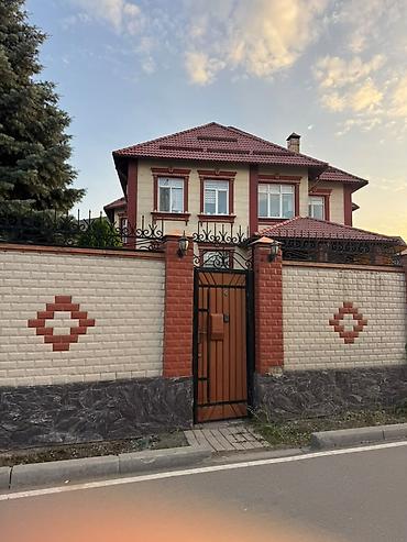 Продажа домов: 6 комнат и более, 374 м², 6 соток, Бишкек, Золотой квадрат Агентство недвижимости — 5