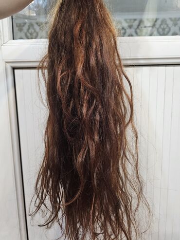 Təbii saçlar, pariklər: Qaynaq saçlar, Təbii — 5