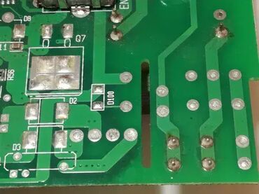 Ostali uređaji: Elektronika za Awelco

Made in Italy

MQ40500

Napaja se sa 220V — 13