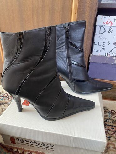 Çəkmələr: Qısaboğaz, Ölçü: 36, rəng - Qara, Yeni