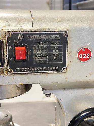 mikser yamaha: 10 LİTRLİK PROFESİONAL MİKSER — B10GF və 20 LİTRLİK WG-B20 Peşəkar — 4