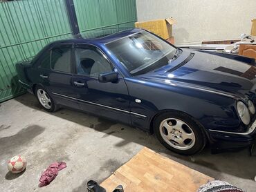 Диски: Диски R 16 AMG, Комплект, отверстий - 5, Б/у