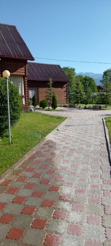 Администраторы: Требуется Администратор: Отель, 1-2 года опыта, Оплата Ежемесячно