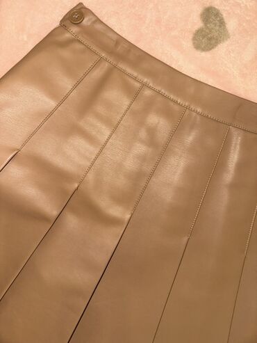 İnformatika: Mini Ətək, New Yorker, Dəri, XS (EU 34), S (EU 36)