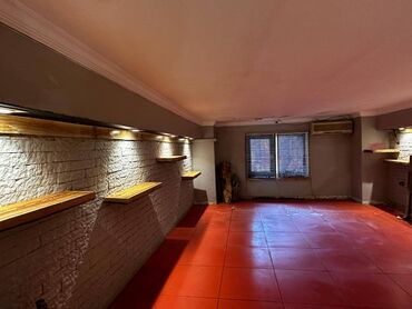 Kommersiya daşınmaz əmlakının satışı: Nizami metrosunun yaxınlığında, Qoç ət restoranın yanında 16 mərtəbəli — 19