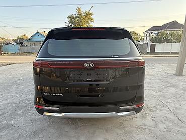 Kia: Kia Carnival: 2021 г. — 8