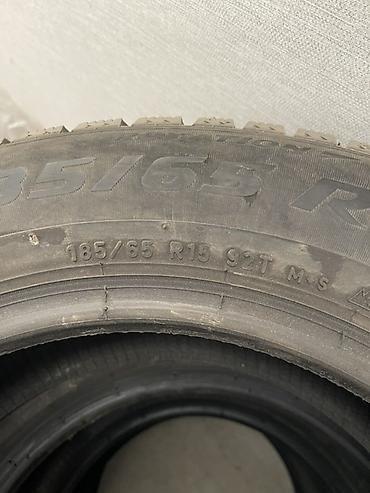 зимние: Комплект зимних шипованных шин 185/65 R15 92T M+S - Размер: 185/65 — 3