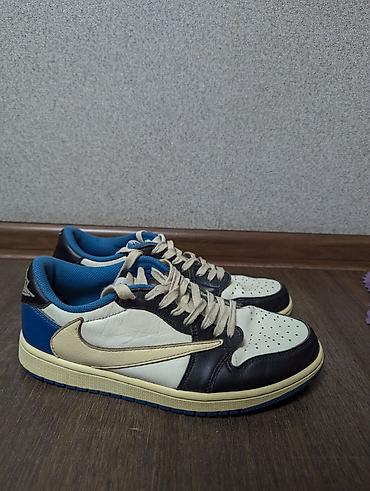 обувь drop: Продаю в идеальном состоянии легендарные Air Jordan 1 Low 'Travis — 3