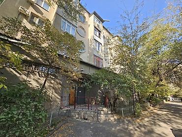 3 комнаты, 73 м², ул. Киевская / Уметалиева Индивидуалка, 2 этаж, Евроремонт