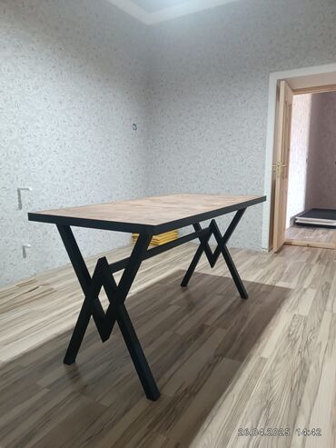 ikinci əl bağ mebeli: Yeni, Kvadrat masa, 1 stul, Açılmayan, Skameykalar ilə, Azərbaycan