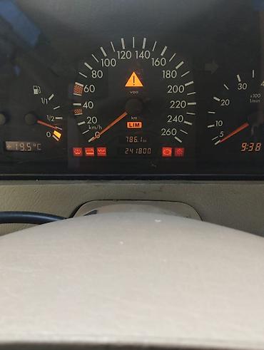 mersedes c 230: Mercedes-Benz 230: 2.3 l | 1999 il Sedan — 7