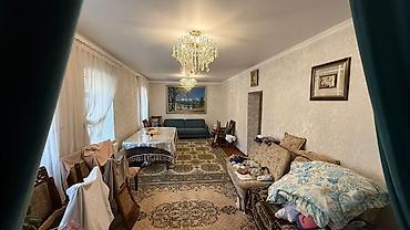 Продажа коттеджей и домов: 6 комнат и более, 4 м², 4 соток, Бишкек, Таатан ТЦ Собственник — 15