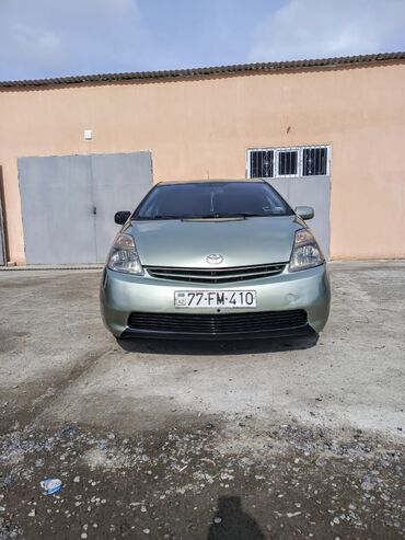 продажа авто в азербайджане: Toyota Prius (ZVW30 deyil, əvvəlki nəsil – liftback) - Yanacaq