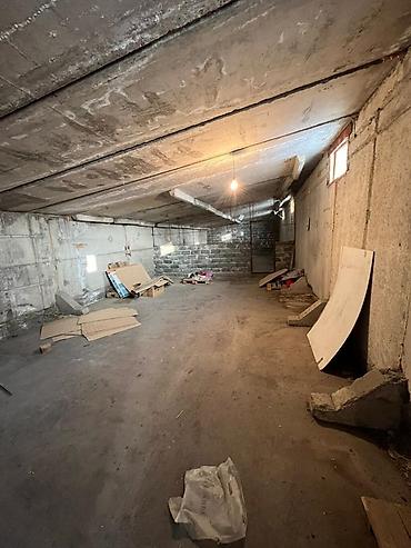 Аренда складов и мастерских: Продаю Склады термо склад Территория 0,8 гигтар На территории — 27