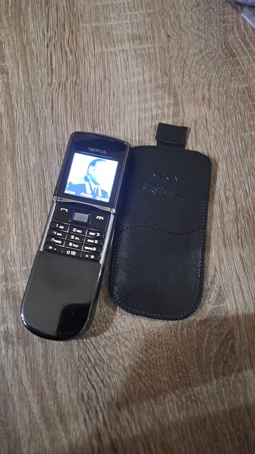 Nokia: Nokia 8 Sirocco, rəng - Qara, Düyməli — 1