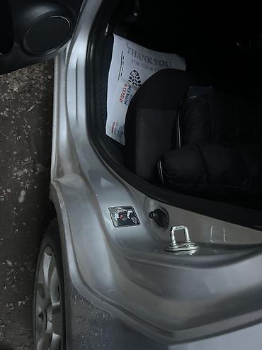 Honda: Honda Jazz: 2010 г., 1.5 л, Бензин, Хэтчбэк — 9