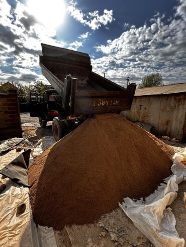 бу строительные инструменты: *Доставка мытого и сеяного песка — качественно и с гарантией!*