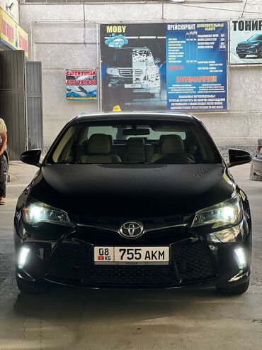 срочно срочно продаю машина: Toyota Camry: 2017 г., 2.4 л, Автоматические, Бензин, Седан