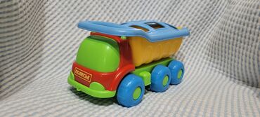 детские игрушки 3 года: Сортер игрушки : 1) автомобиль - самосвал 500сом 2) домик смурфики