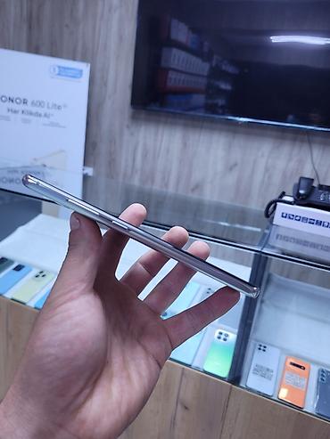 samsung nx: Samsung Galaxy S10+ (SM-G975) - Память: 512 ГБ встроенной (на экране — 4