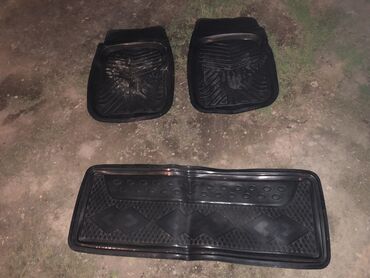 полик 470: Резина Төшөмөлдөр Салон үчүн Universal Poliki, түсү - Кара, Өзү алып кетүү, Акылуу жеткирүү