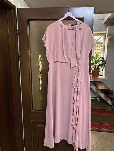 Платье Topshop, нежно-розового пудрового оттенка. Размер xl at lalafo.kg Платье Topshop, нежно-розового пудрового оттенка. Размер xl