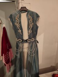 национальное поатье: Национальный костюм, Женский