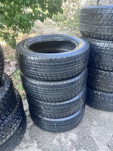 892 2: Комплект автомобильных шин Presa Ice 205/70 R15. На фото видны зимние — 2