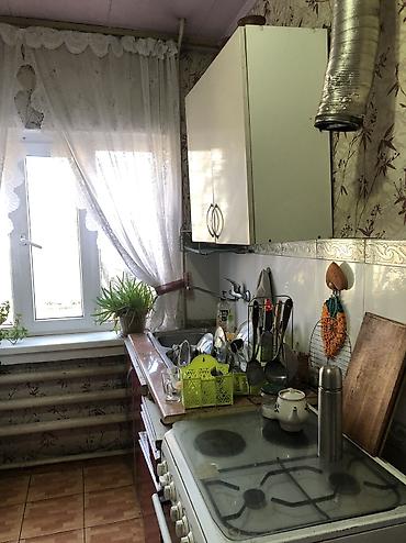 Продажа коттеджей и домов: Продается дом! Со всеми удобствами! Участок 8 сот. В доме 3 ком. Кухня at lalafo.kg — 10 Продажа коттеджей и домов: Продается дом! Со всеми удобствами! Участок 8 сот. В доме 3 ком. Кухня — 10