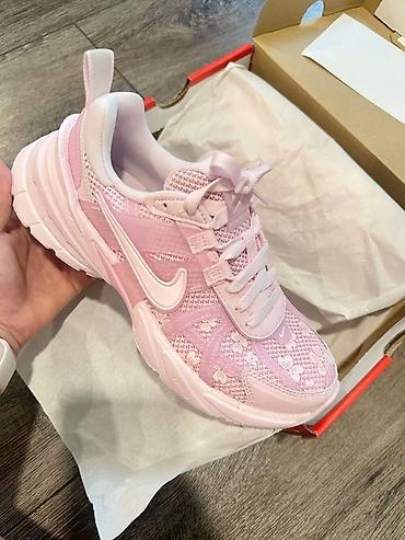 Женская обувь: Кроссовки, 37.5, Nike, Новый, цвет - Розовый — 3