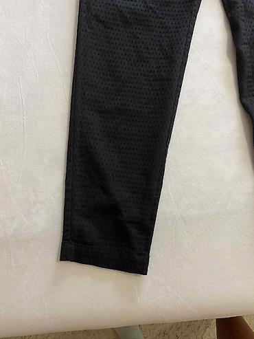 pull and bear obuca: Potpuno ocuvane P. S. Fashion pantalone, njihov broj je 40, sto znaci — 6