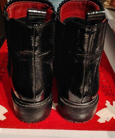 nine west papuče: Ženske lakovane gležnjače – crne, Chelsea stil - Sjajan crni lak — 5