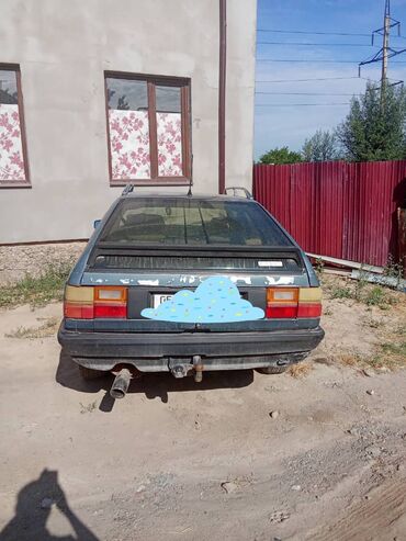 Audi 100: 1987 г., 2.2 л, Механика, Бензин