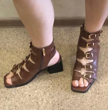 Босоножки, сандалии, шлепанцы: Женские Босоножки-Гладиаторы MAXI на каблуке, бежевые, натуральная — 10