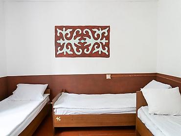 Аренда отелей и хостелов: 🌿 Bozui Hostel — үйдөгүдөй жайлуу жашоо 🌿 🛏 3, 4, 6 жана 12 орундуу — 10