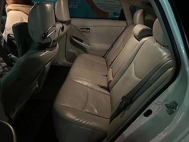 Toyota: Toyota Prius: 2015 г., 1.8 л, Автомат, Гибрид, Хэтчбэк — 8
