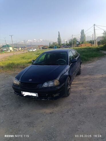 мос газ 53: Toyota Avensis: 1998 г., 1.6 л, Механика, Бензин, Хэтчбэк