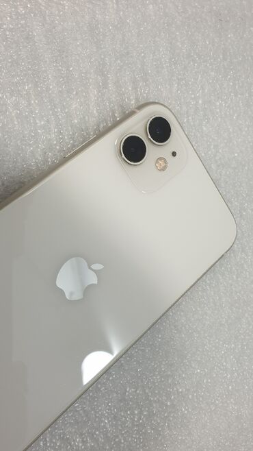 Apple iPhone: IPhone 11, Б/у, 128 ГБ, Белый, 92 %