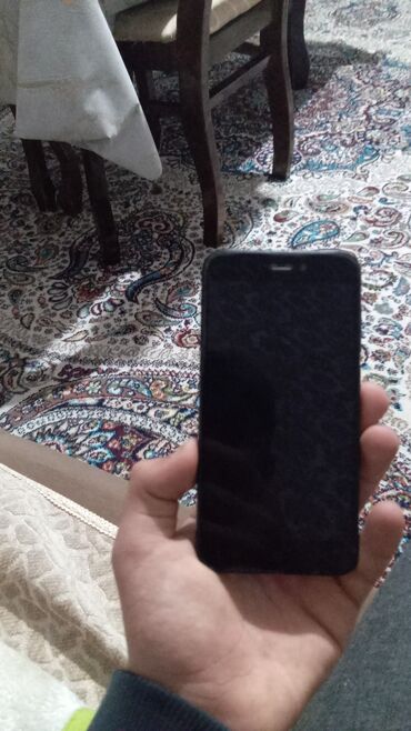 işlenmiş paltaryuyanlar: Redmi Go, 16 GB, rəng - Qara