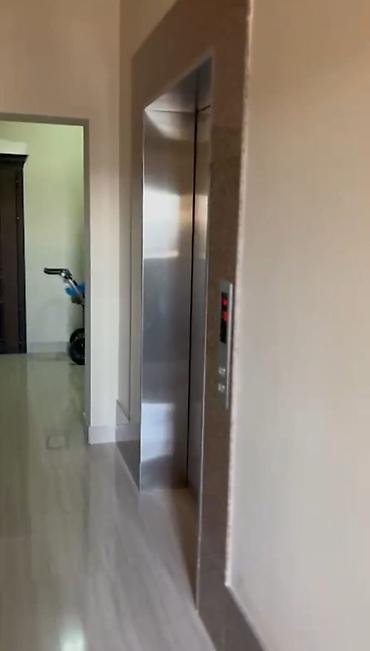 Mənzil kirayələyirəm: 4 otaqlı, 185 kv. m — 25