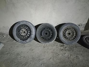 2 4 д: Железные Диски R 15 Toyota, отверстий - 5, Б/у — 1
